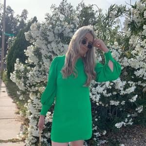 Meet your Posher, Beatriz